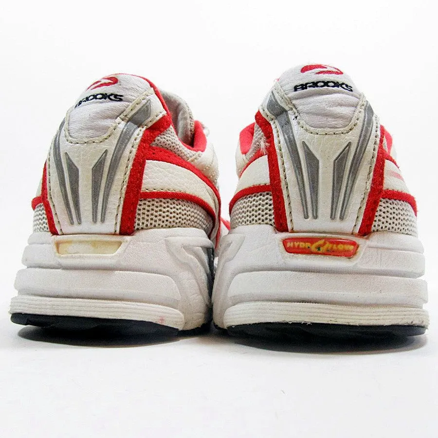 BROOKS - Recast